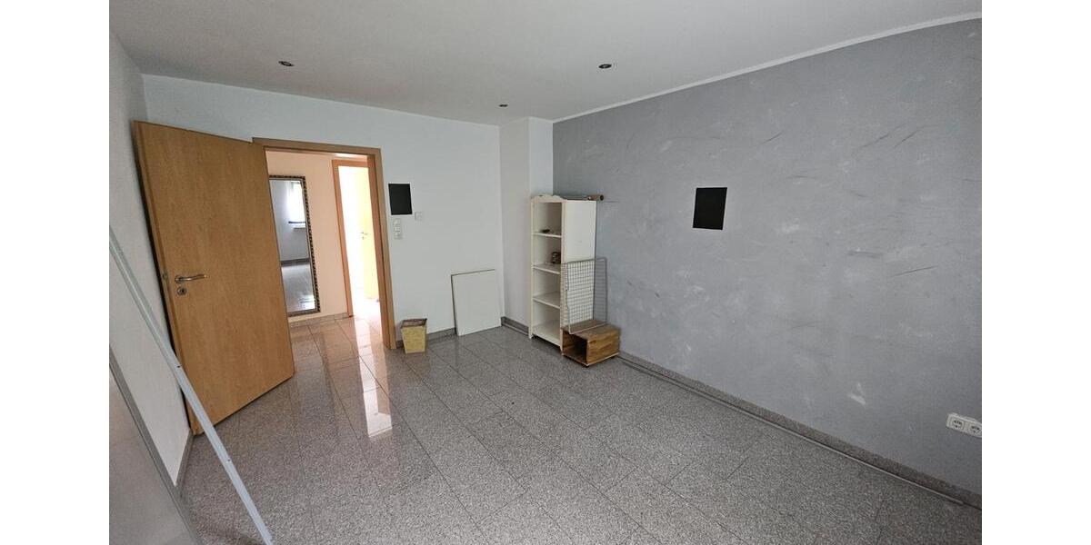 Hochparterre Dortmund Huckarde - 5 Zimmer, 110 m&sup2;, 1.300&euro; | Angebot:27626631