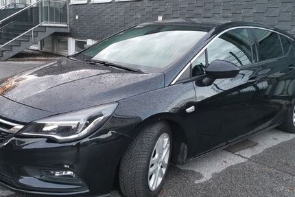 Opel Astra 18.813 km 9.800 &euro; Remscheid 42857