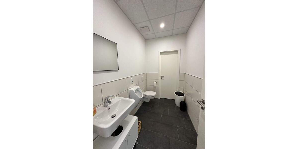 Gewerbeobjekt Holzwickede - 6 Zimmer, 138 m&sup2;, 1.750&euro; | Angebot:25689721