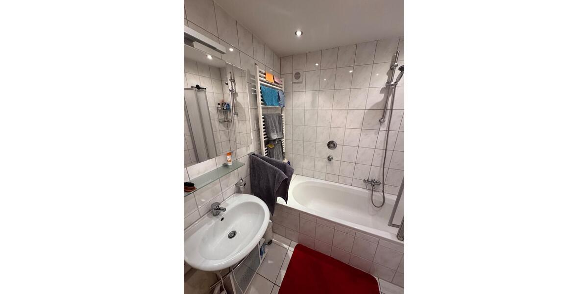 Dachgeschoßwohnung Iserlohn Gerlingsen - 3 Zimmer, 83 m&sup2;, 700&euro; | Angebot:27577938