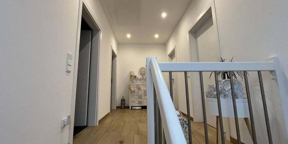 Einfamilienhaus Velbert Neviges - 5 Zimmer, 180 m&sup2;, 919.000&euro; | Angebot:26731435