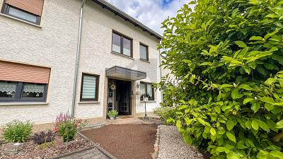 FAMILIENHAUS MIT DG-WOHNUNG & DOPPELGARAGE - Reihenhaus Dortmund Mengede | Angebot:27674454
