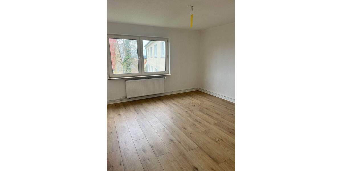 Etagenwohnung Hagen Hohenlimburg - 3 Zimmer, 66 m&sup2;, 450&euro; | Angebot:25663609