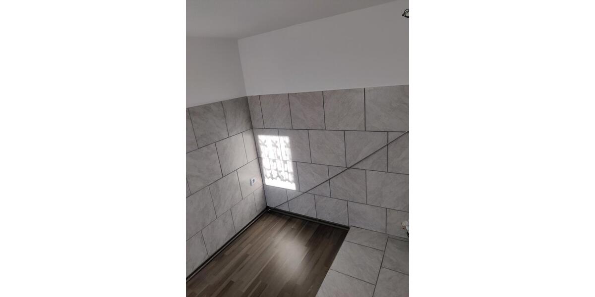 Erdgeschoßwohnung Schwerte - 3 Zimmer, 64 m&sup2;, 500&euro; | Angebot:27601187