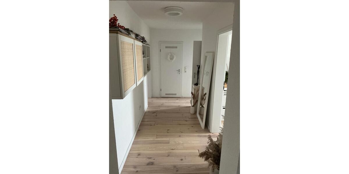 Dachgeschoßwohnung Hagen Hagen-Mitte - 5 Zimmer, 122 m&sup2;, 760&euro; | Angebot:26606044