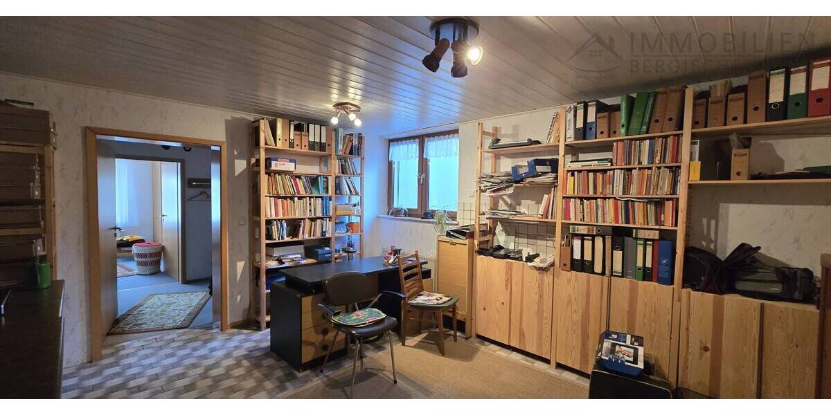 Einfamilienhaus Hückeswagen Innenstadt - 5 Zimmer, 180 m&sup2;, 425.000&euro; | Angebot:26016130
