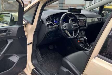 VW Touran 219.000 km 16.290 &euro; Remscheid 42853