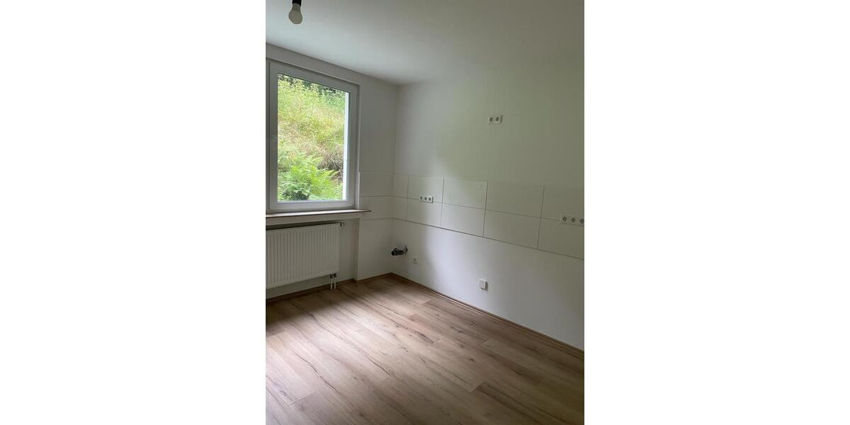 Etagenwohnung Wetter (Ruhr) - 3 Zimmer, 115 m&sup2;, 1.300&euro; | Angebot:26476402