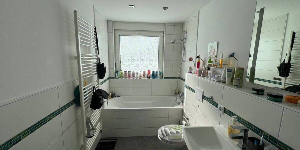 Reihenmittelhaus Bochum Wattenscheid - 5 Zimmer, 118 m&sup2;, 349.900&euro; | Angebot:26291534