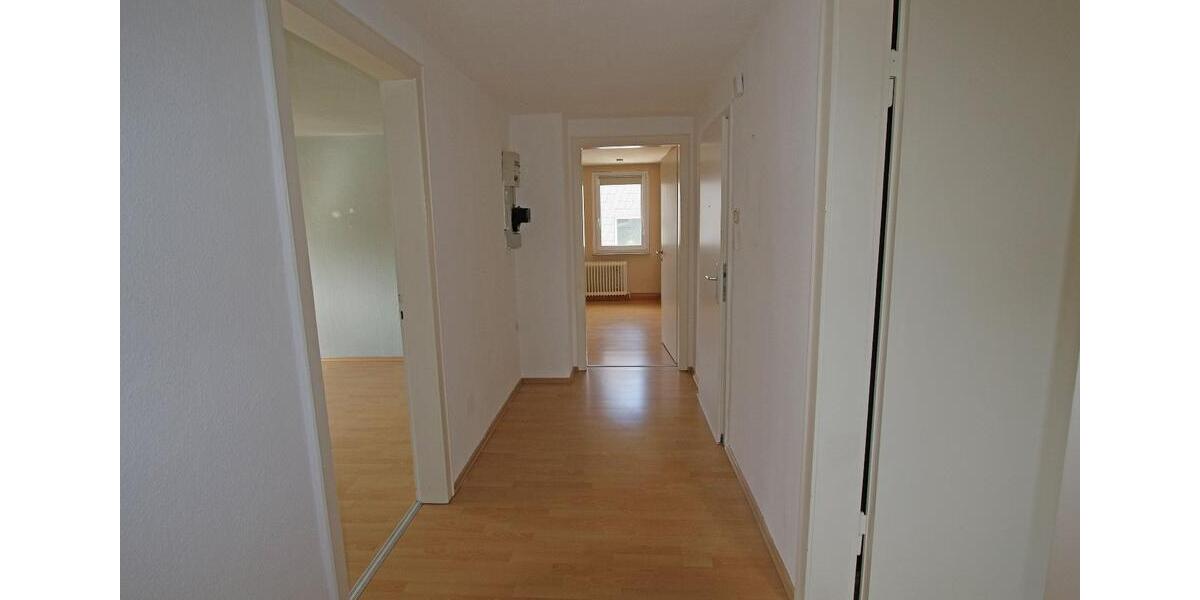 Dachgeschoßwohnung Dortmund Eving - 3 Zimmer, 70 m&sup2;, 400&euro; | Angebot:26611417