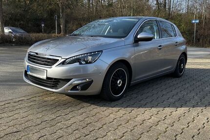 Peugeot 308 115.000 km 8.800 &euro; Iserlohn 58638