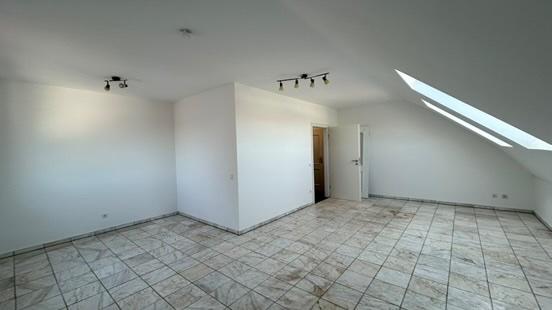 Dachgeschoßwohnung Dortmund Hombruch - 1.5 Zimmer, 35 m&sup2;, 400&euro; | Angebot:26702244
