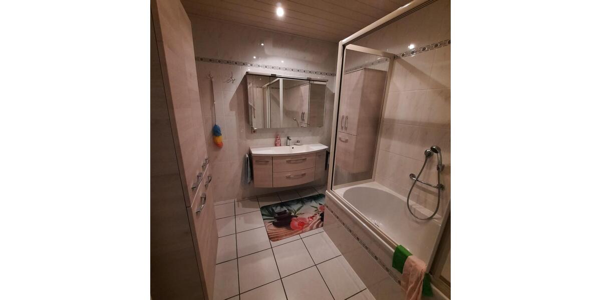 Einfamilienhaus Halver - 5 Zimmer, 132 m&sup2;, 420.000&euro; | Angebot:25867978