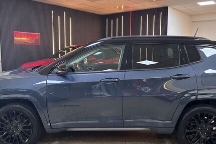 Jeep Compass 71.860 km 21.950 &euro; Dortmund 44388