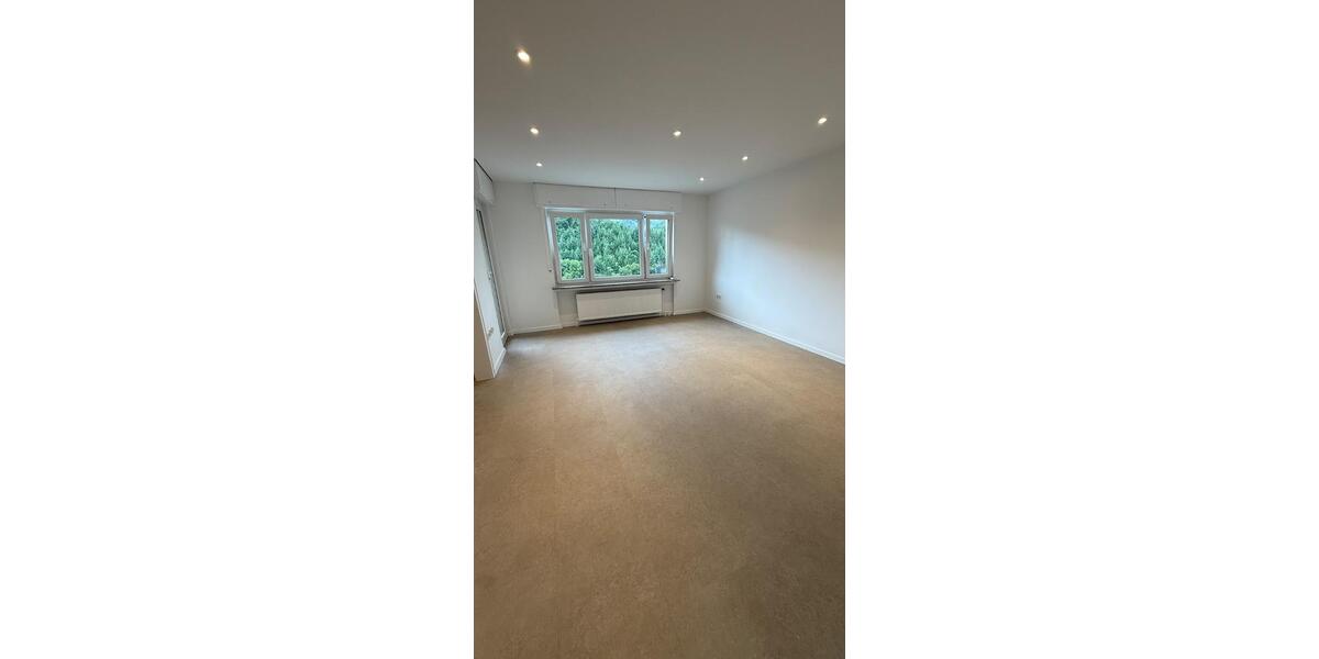 Erdgeschoßwohnung Altena - 3 Zimmer, 69 m&sup2;, 600&euro; | Angebot:27627030