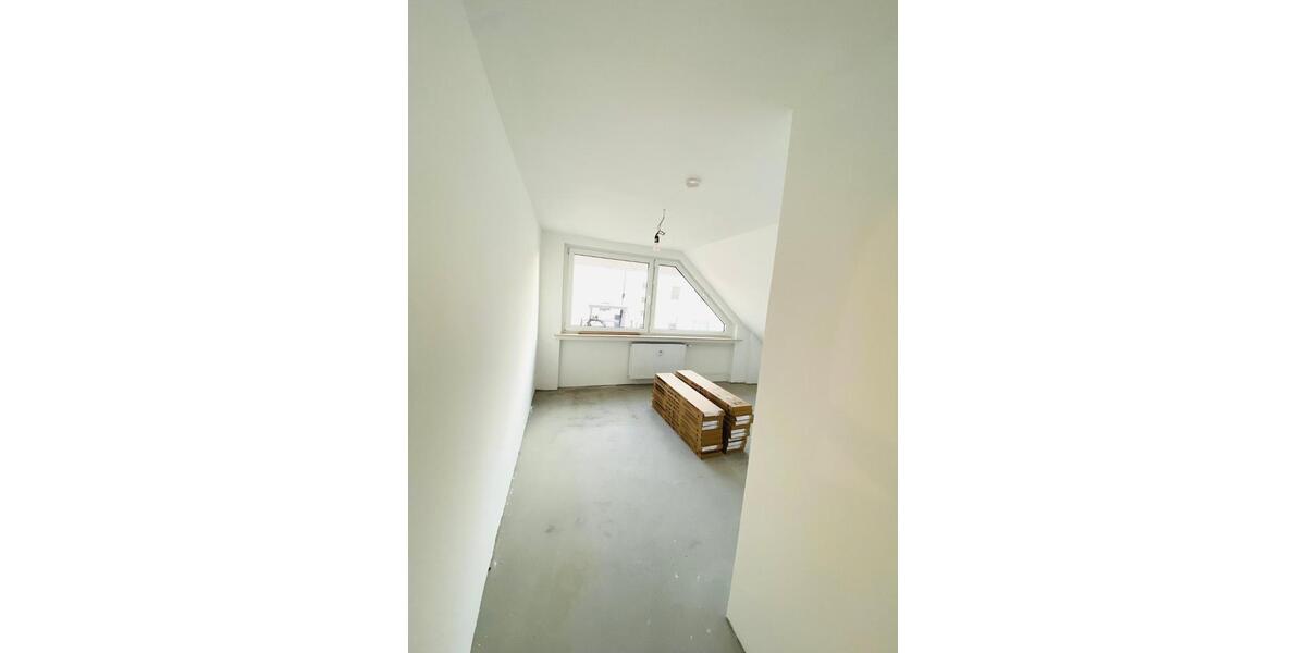Dachgeschoßwohnung Dortmund Eving - 4.5 Zimmer, 115 m&sup2;, 1.100&euro; | Angebot:25934330