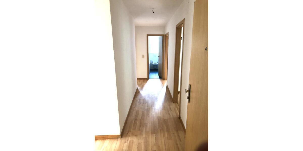 Dachgeschoßwohnung Altena - 4 Zimmer, 82 m&sup2;, 420&euro; | Angebot:27621222