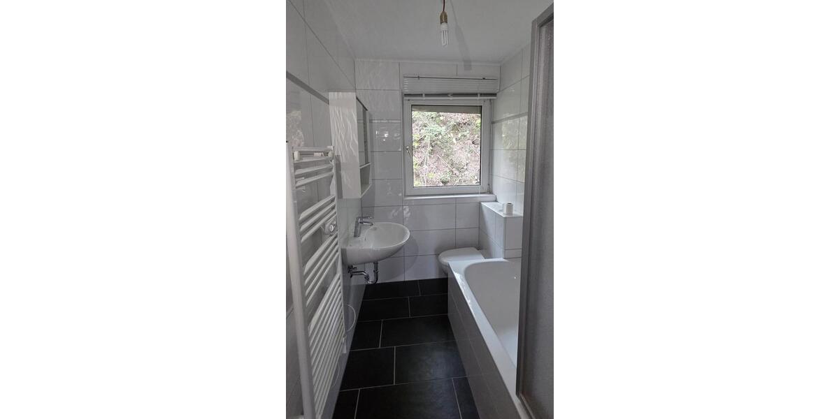 Etagenwohnung Schalksmühle - 2 Zimmer, 50 m&sup2;, 330&euro; | Angebot:26636752