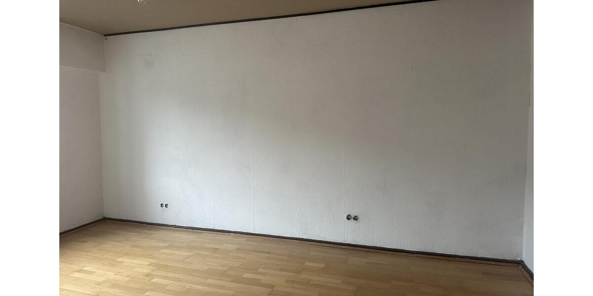 Etagenwohnung Wuppertal Gemarkung Langerfeld - 4 Zimmer, 107 m&sup2;, 250&euro; | Angebot:26545796