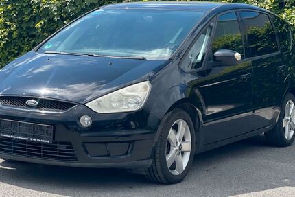 Ford Galaxy 199.000 km 4.300 &euro; Wuppertal 42389