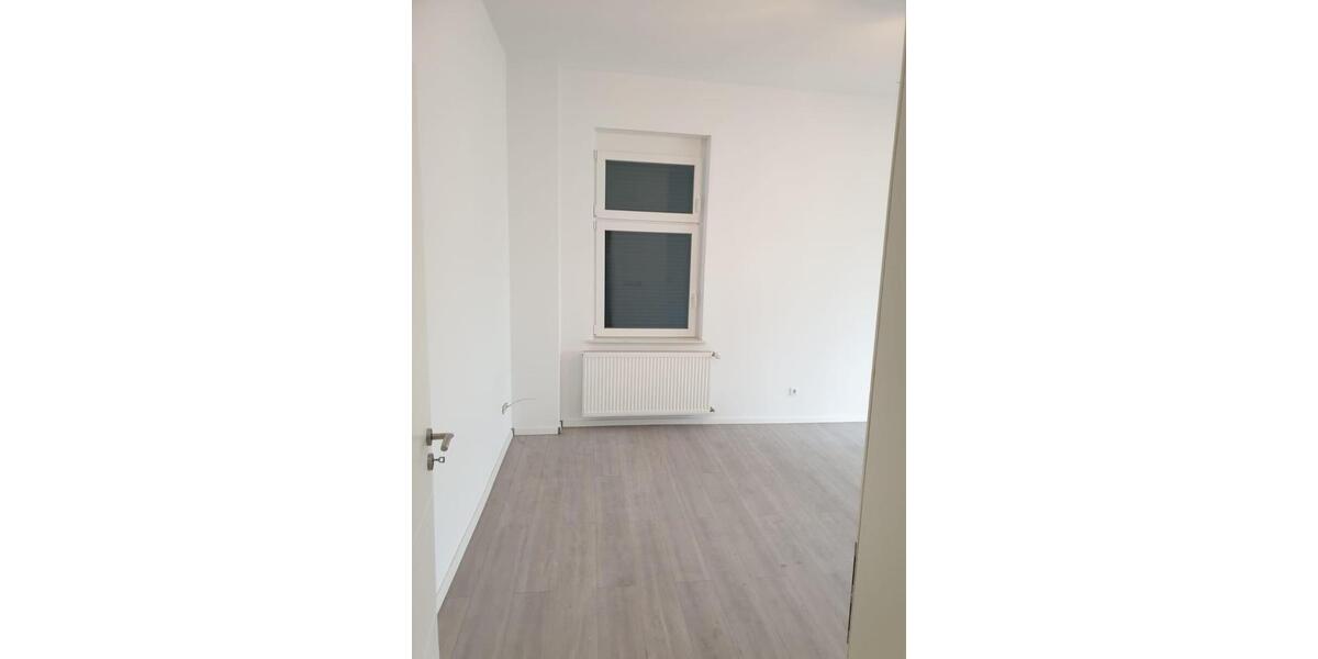 Erdgeschoßwohnung Dortmund Brackel - 6 Zimmer, 135 m&sup2;, 1.200&euro; | Angebot:22788276