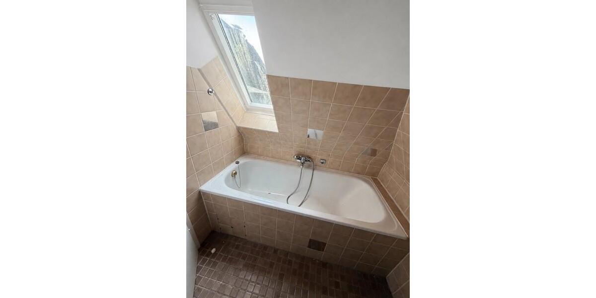 Dachgeschoßwohnung Wuppertal Gemarkung Langerfeld - 2 Zimmer, 41 m&sup2;, 353&euro; | Angebot:26661773