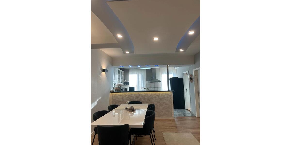 Erdgeschoßwohnung Remscheid - 4 Zimmer, 89 m&sup2;, 250.000&euro; | Angebot:24776634