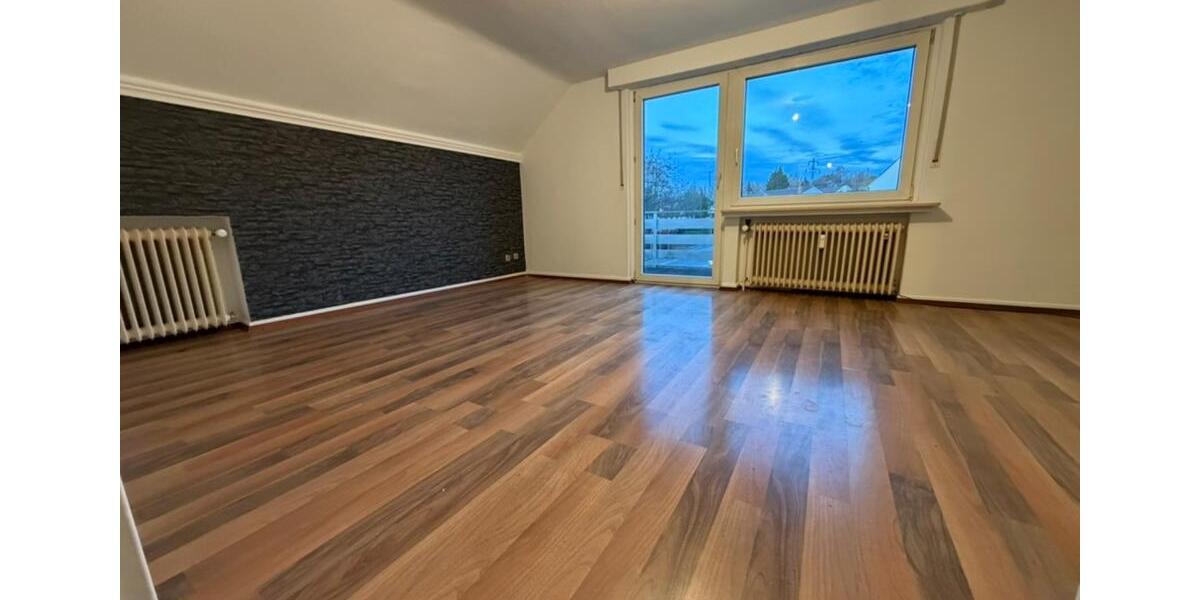 Dachgeschoßwohnung Fröndenberg (Ruhr) - 2 Zimmer, 63 m&sup2;, 480&euro; | Angebot:25647858