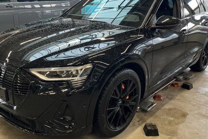 Audi e-tron 45.388 km 37.847 &euro; Hagen 58091