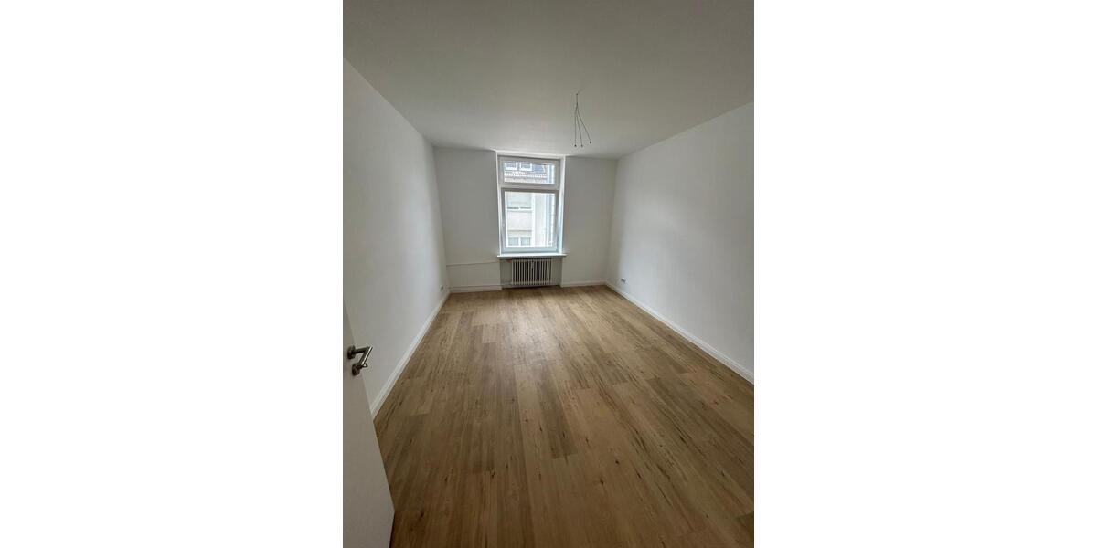 Etagenwohnung Wuppertal Arrenberg - 1 Zimmer, 23 m&sup2;, 330&euro; | Angebot:26532479