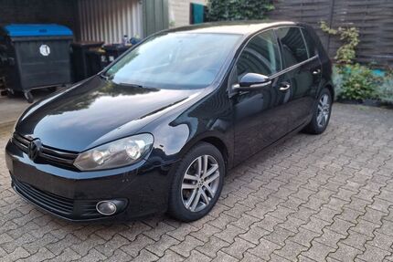 VW Golf 162.000 km 4.800 &euro; Wuppertal 42289