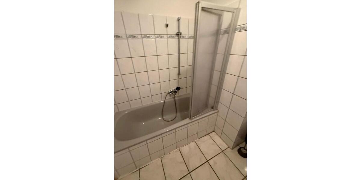 Etagenwohnung Wuppertal Elberfeld - 3 Zimmer, 75 m&sup2;, 715&euro; | Angebot:27626962