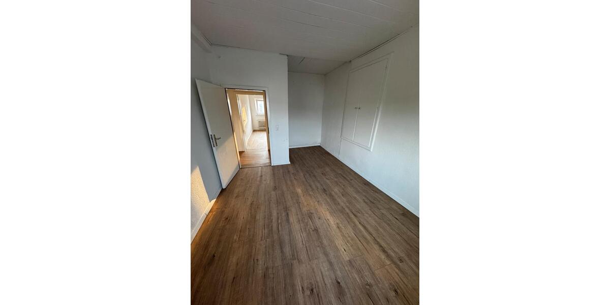 Etagenwohnung Hemer - 3 Zimmer, 90 m&sup2;, 700&euro; | Angebot:26405921