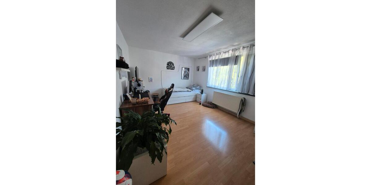 Etagenwohnung Wuppertal Gemarkung Langerfeld - 4 Zimmer, 135 m&sup2;, 259.000&euro; | Angebot:26638228