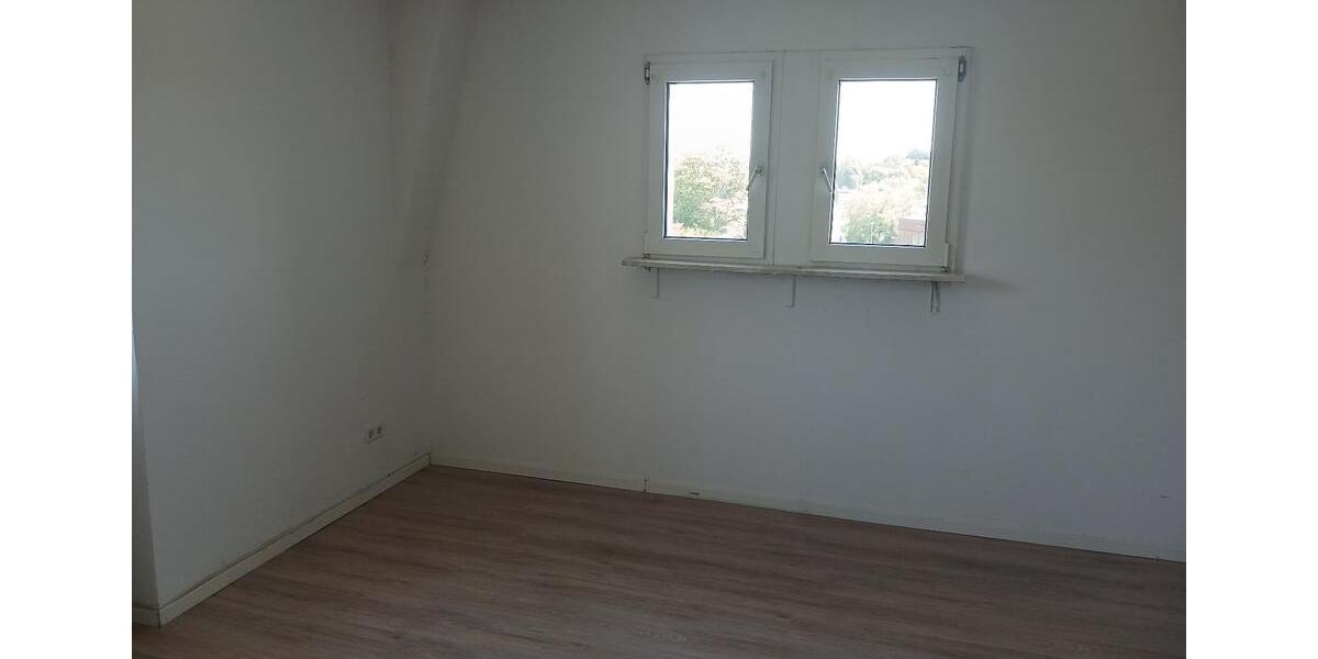 Etagenwohnung Wipperfürth - 3 Zimmer, 94 m&sup2;, 705&euro; | Angebot:27581334