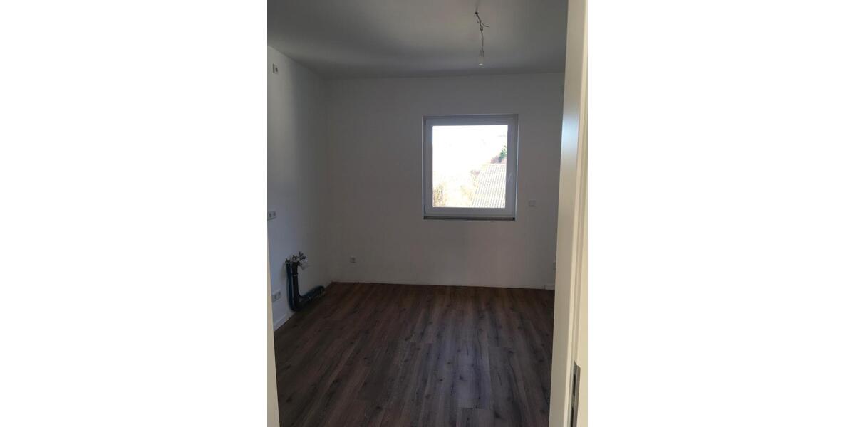 Etagenwohnung Iserlohn Grüne - 3 Zimmer, 76 m&sup2;, 986&euro; | Angebot:25612849
