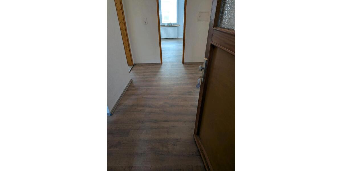 Etagenwohnung Schwelm - 4 Zimmer, 110 m&sup2;, 1.200&euro; | Angebot:25943765