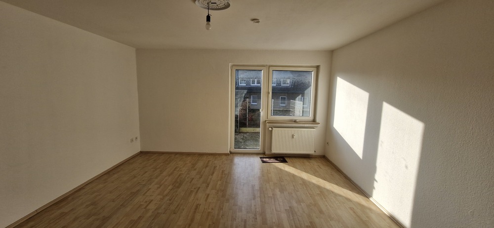 Schöne Souterrainwohnung mit Terrasse in Remscheid-West - 2.5 Remscheid West | Angebot:24588056