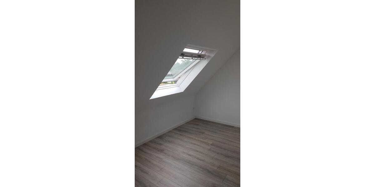 Dachgeschoßwohnung Castrop-Rauxel Bladenhorst - 3 Zimmer, 60 m&sup2;, 480&euro; | Angebot:27567742