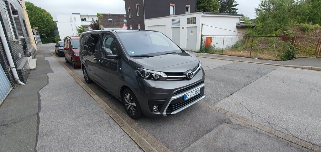 Toyota Proace (Verso) 69.400 km 33.799 &euro; Ennepetal 58256
