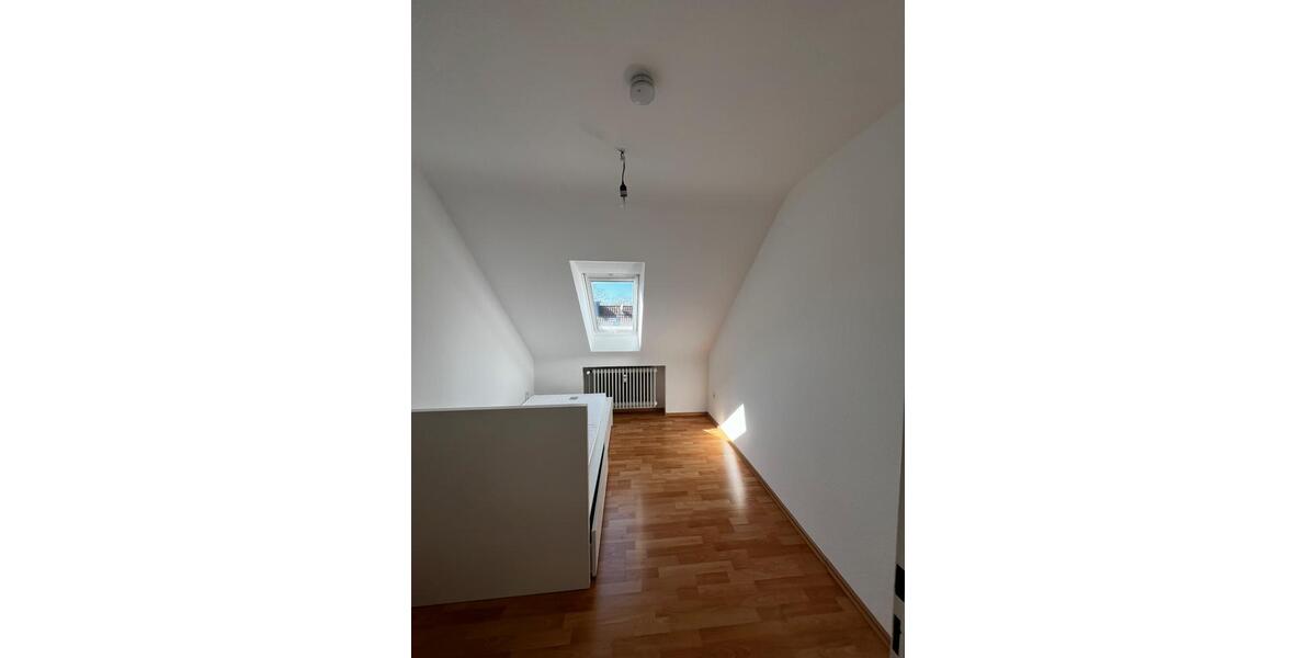 Dachgeschoßwohnung Wuppertal Cronenberg - 3 Zimmer, 64 m&sup2;, 520&euro; | Angebot:26636768