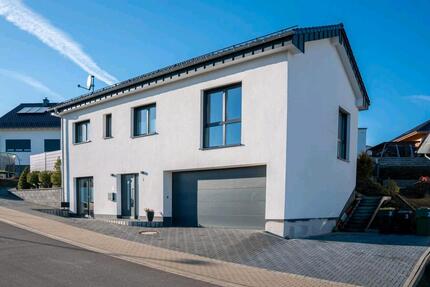 Haus Kierspe - 4 Zimmer, 133 m&sup2;, 550.000&euro; | Angebot:25087985