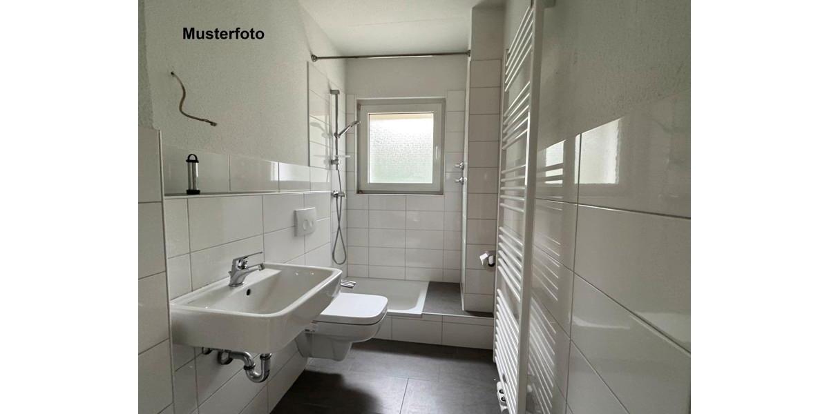 Etagenwohnung Bochum Bochum-Mitte - 2 Zimmer, 56 m&sup2;, 561&euro; | Angebot:25984794
