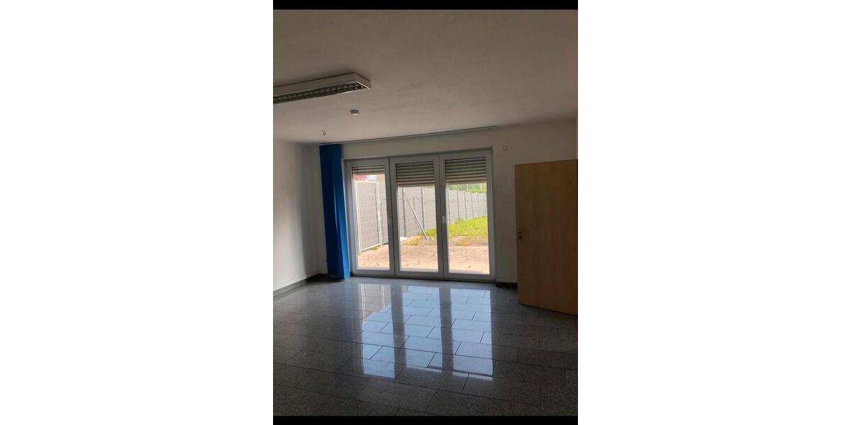 Reihenhaus Holzwickede - 5 Zimmer, 200 m&sup2;, 1.600&euro; | Angebot:25352181