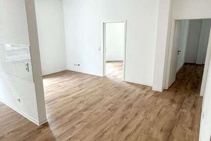 Wohnung Wuppertal Wichlinghausen - 4 Zimmer, 111 m&sup2;, 955&euro; | Angebot:27064277