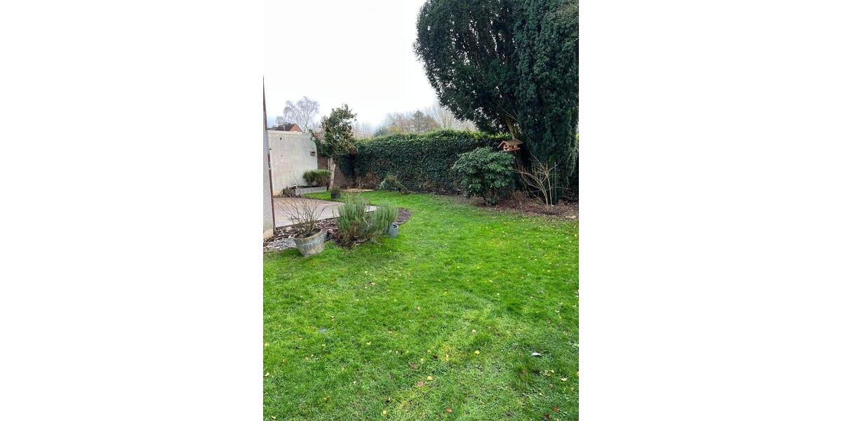 Erdgeschoßwohnung Dortmund Brackel - 3 Zimmer, 110 m&sup2;, 1.600&euro; | Angebot:24420094