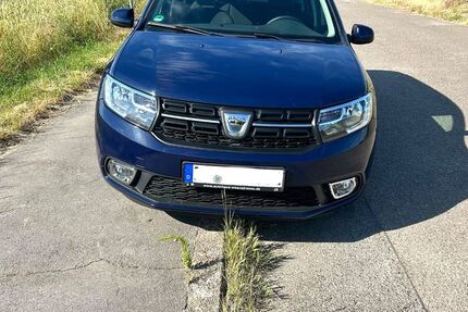 Dacia Logan 92.500 km 6.300 &euro; Dortmund 44149