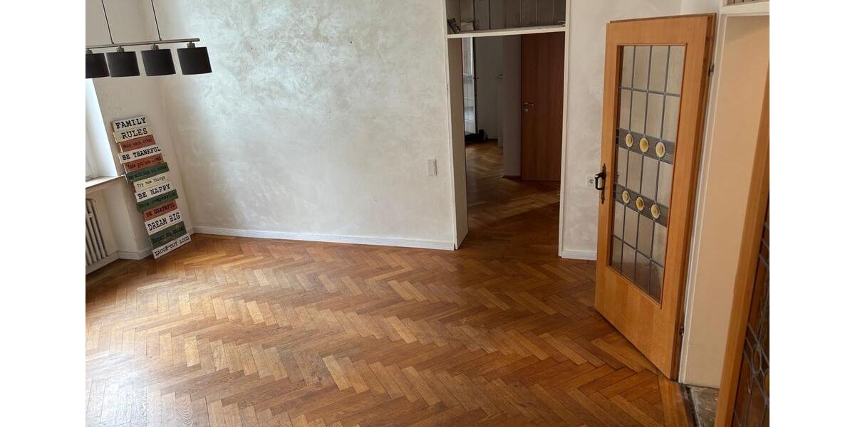 Erdgeschoßwohnung Lüdenscheid - 10 Zimmer, 179 m&sup2;, 275.000&euro; | Angebot:27296280