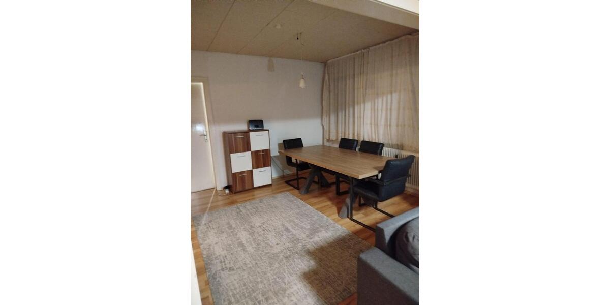 Etagenwohnung Altena - 4 Zimmer, 110 m&sup2;, 1.000&euro; | Angebot:24813241