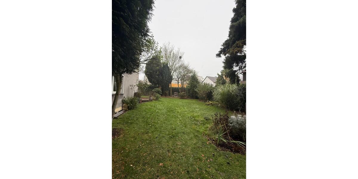 Erdgeschoßwohnung Dortmund Brackel - 3 Zimmer, 110 m&sup2;, 1.600&euro; | Angebot:24420094